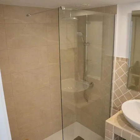 Apartment Penthouse In Met Jacuzzi En Zeezicht!